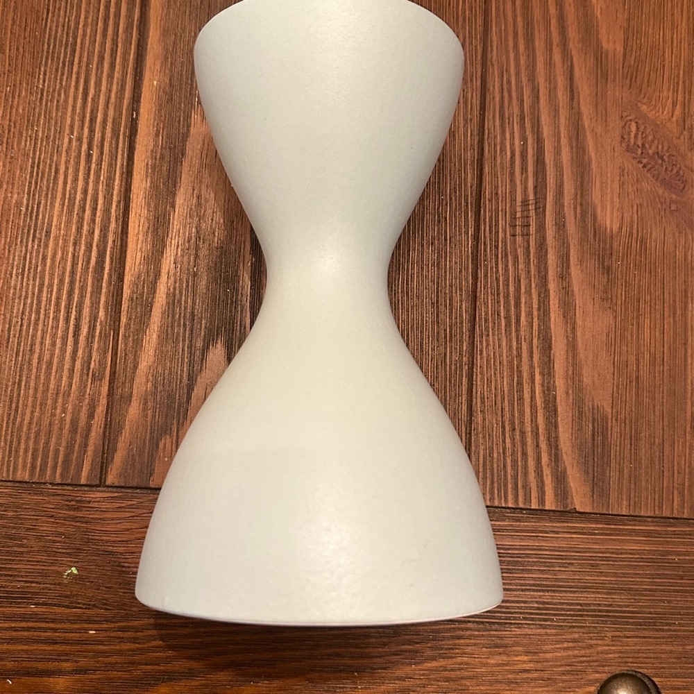Vintage IKEA Anne Nilsson Ceramic Vase Set - Picture 4 of 10